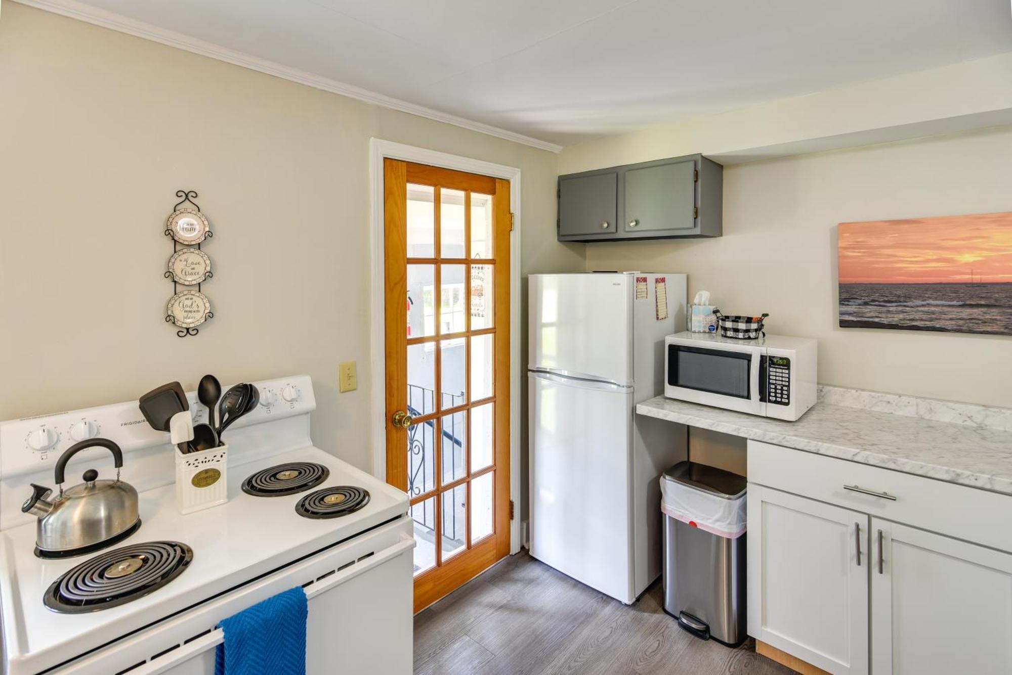 Newport House Less Than 3 Mi To Beaches And Bowens Wharf! Luaran gambar